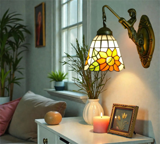 CDH Tiffany Wall Lights with 15cm Shade (12068Q)