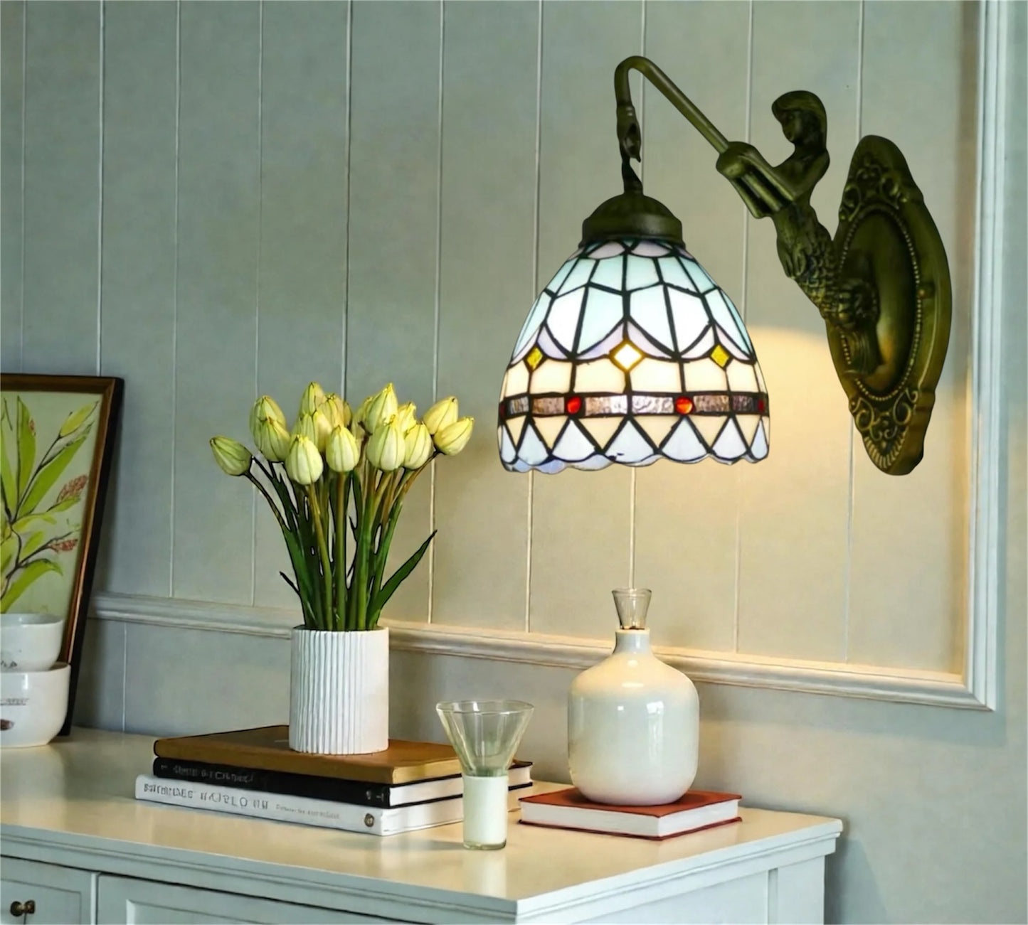 CDH Tiffany Wall Lights with 15cm Shade (12101Q)