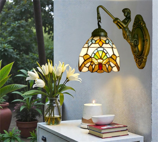 CDH Tiffany Wall Lights with 15cm Shade (12025Q1)