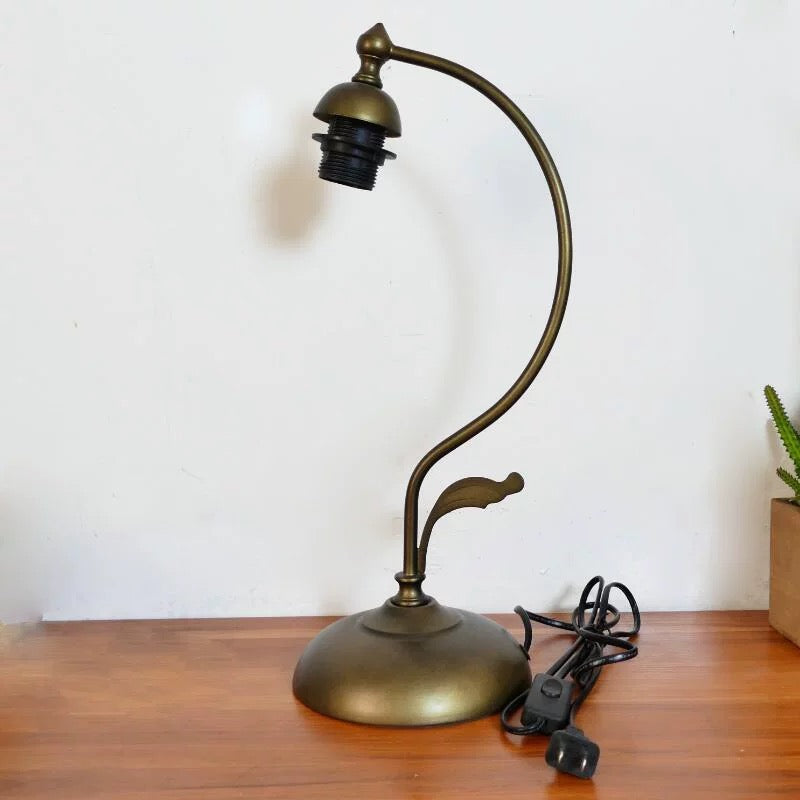 CDH Tiffany Table Lamp with 15cm Shade (26002R)
