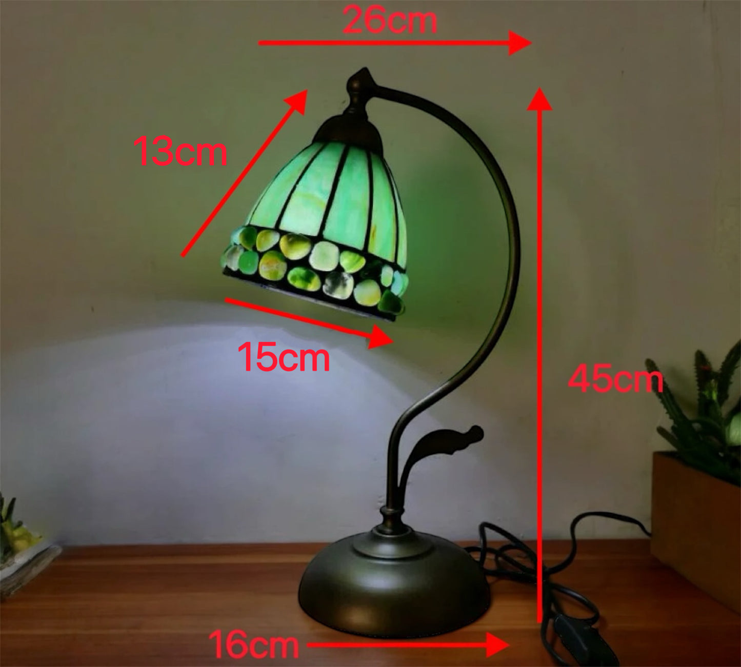 CDH Tiffany Table Lamp with 15cm Shade (26002R)