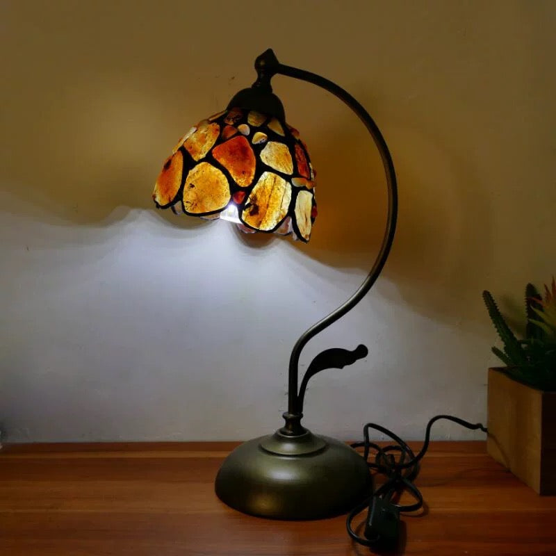 CDH Tiffany Table Lamp with 15cm Shade (26002B)