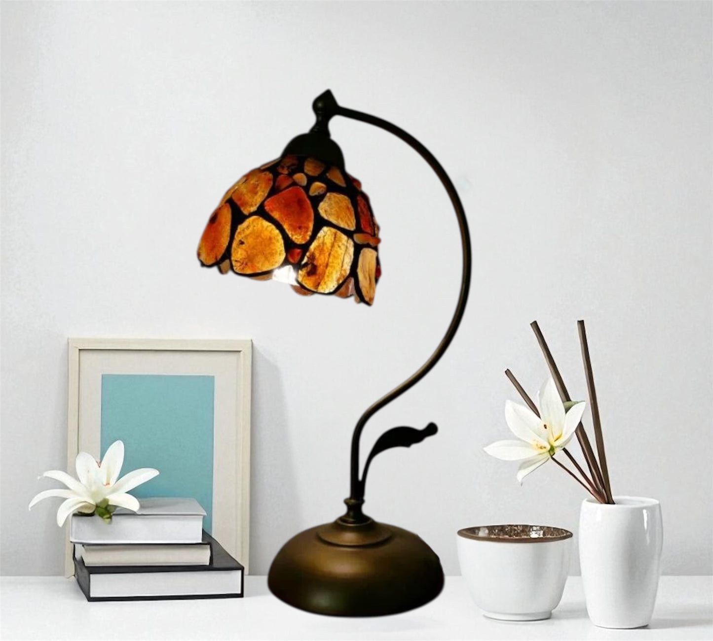 CDH Tiffany Table Lamp with 15cm Shade (26002B)