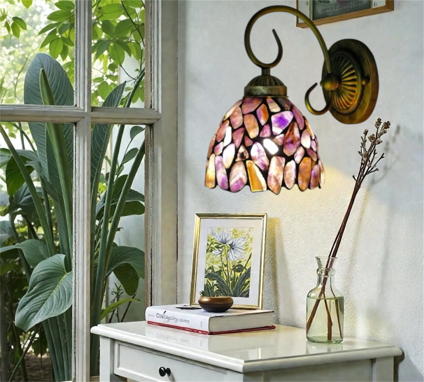 CDH Tiffany Wall Lights with 16cm Shade (26002PW)
