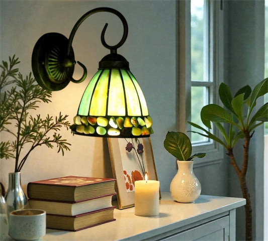 CDH Tiffany Wall Lights with 14cm Shade (26004GW)