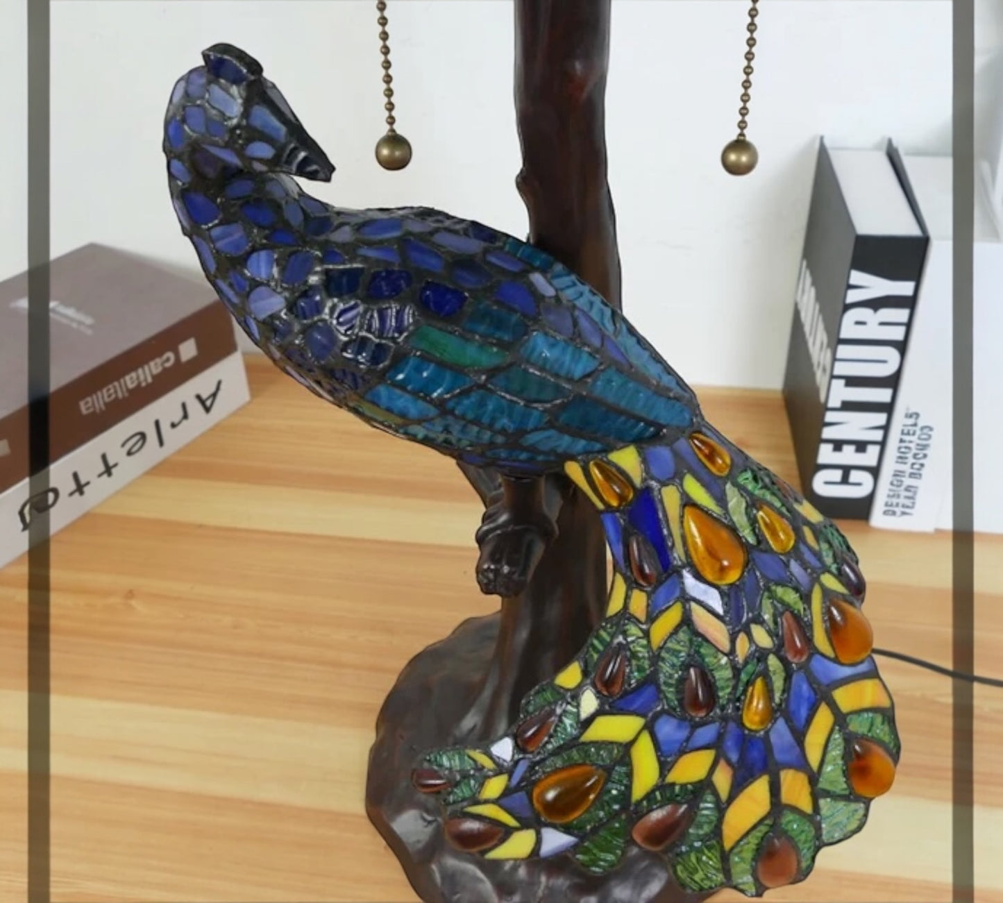 CDH 18" X-LARGE Tiffany Table Lamp 46cm Shade with Peacock (16937TL)