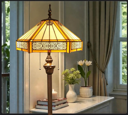 CDH Tiffany Floor Lamp (16004T) 16" 40CM Shade