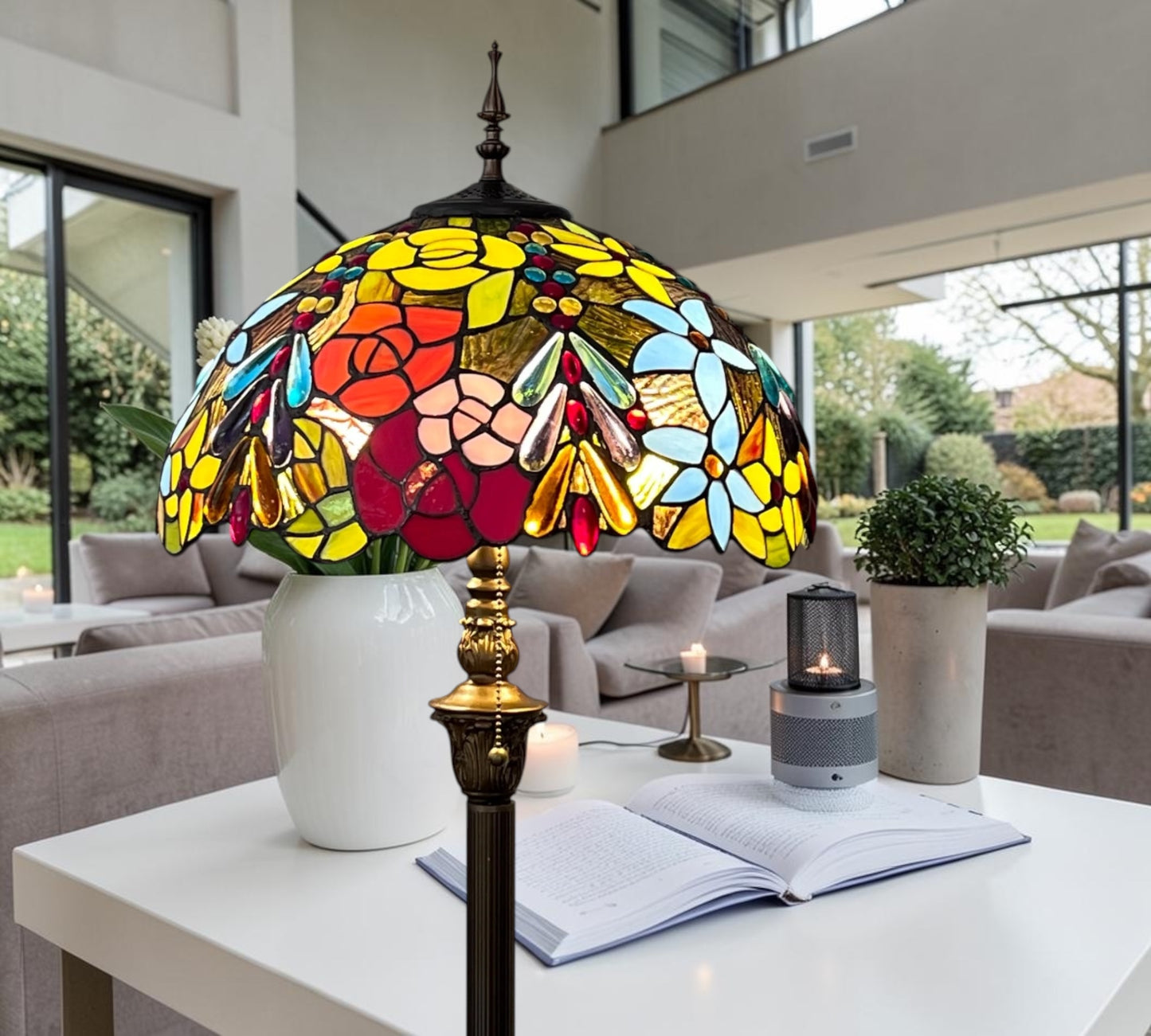 CDH Tiffany Floor Lamp (15016F) 16" 40CM Shade