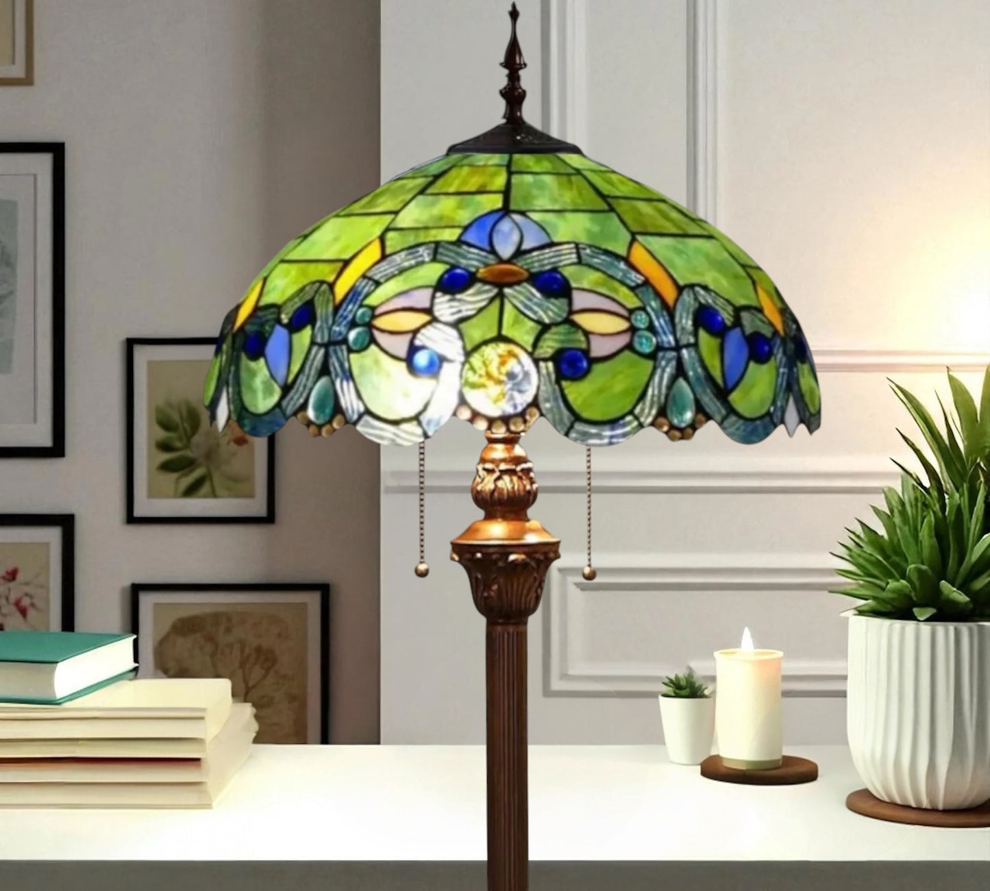 CDH Tiffany Floor Lamp (15080F) 16" 40CM Shade