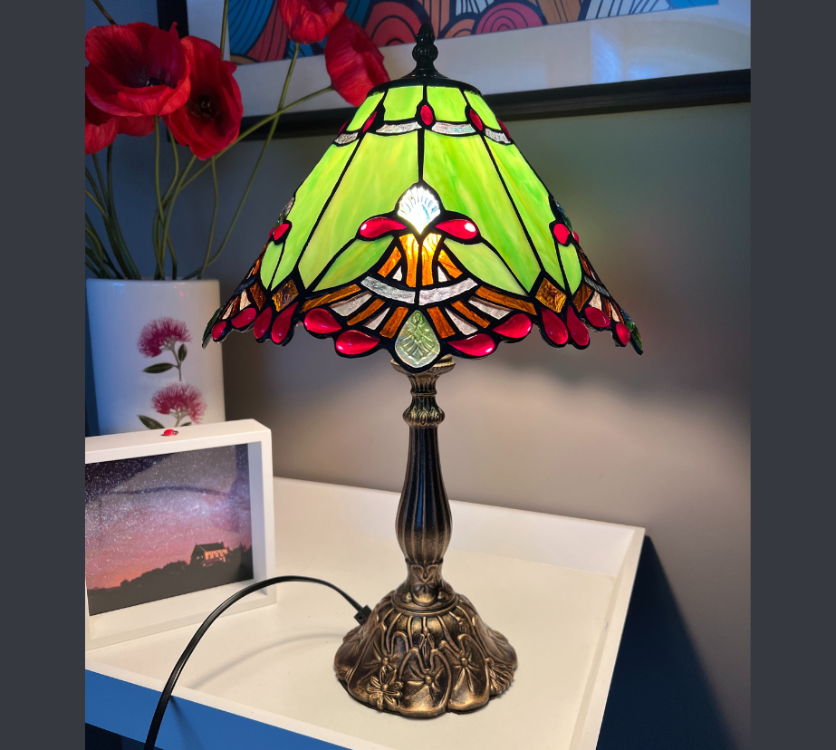CDH 12" Tiffany Table Lamp (12001G)