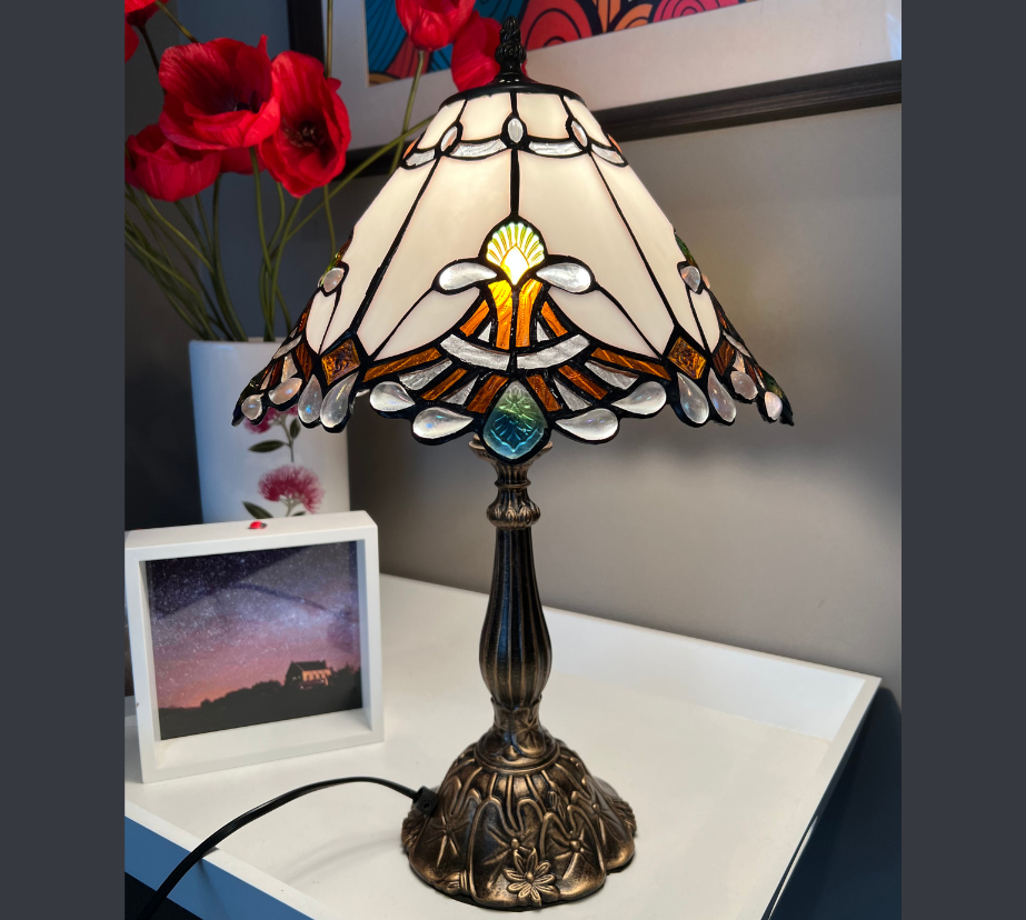 CDH 12" Tiffany Table Lamp (12001W)