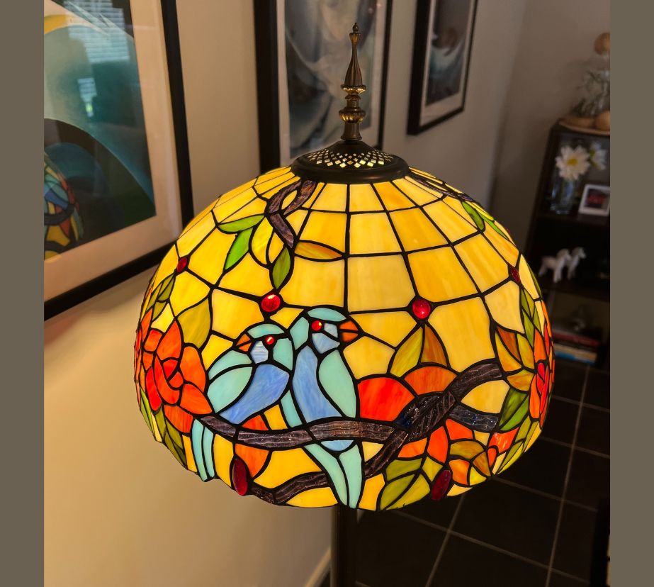 CDH Tiffany Floor Lamp (16056) 16" 40CM Shade