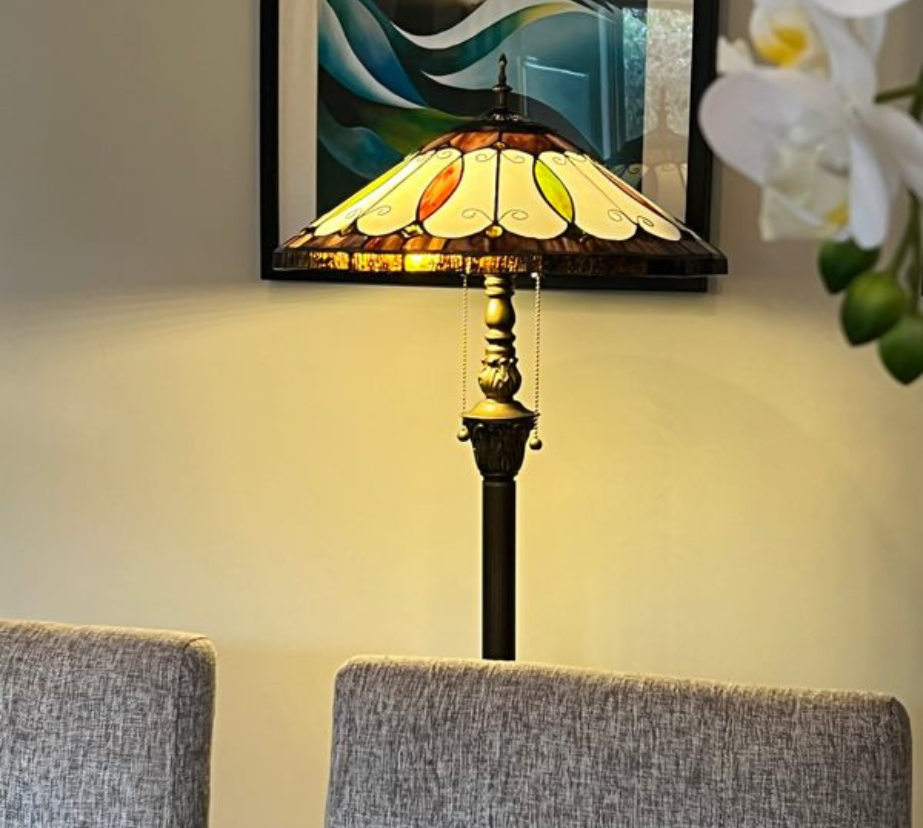 CDH Tiffany Floor Lamp (14002) 16" 40CM Shade