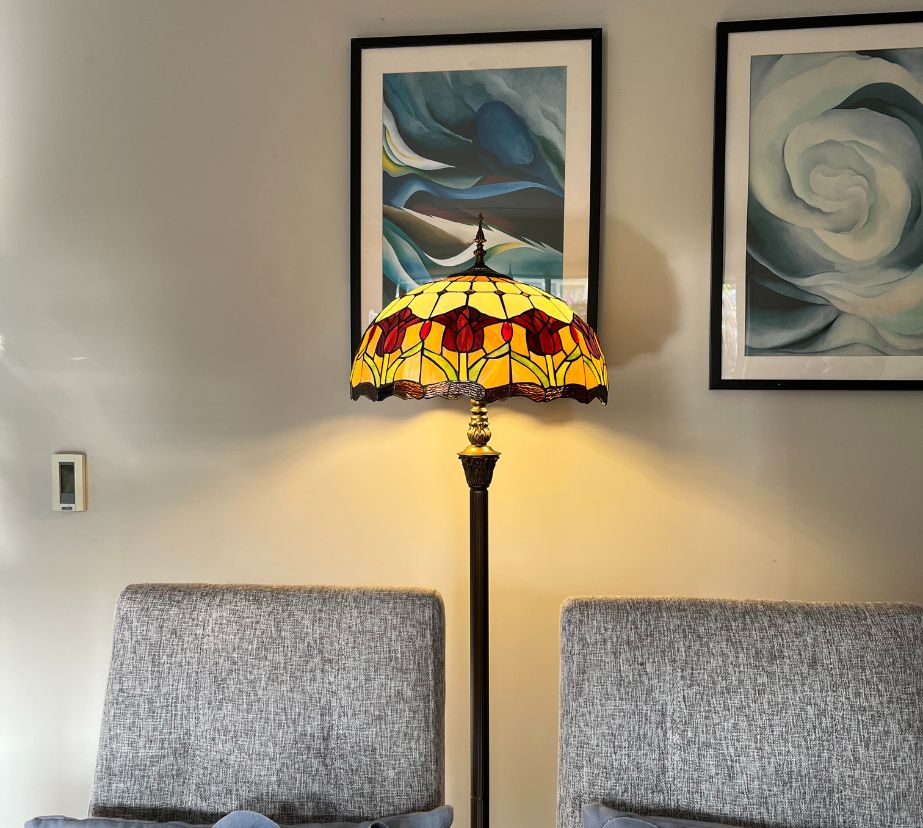 CDH Tiffany Floor Lamp (16030) 16" 40CM Shade