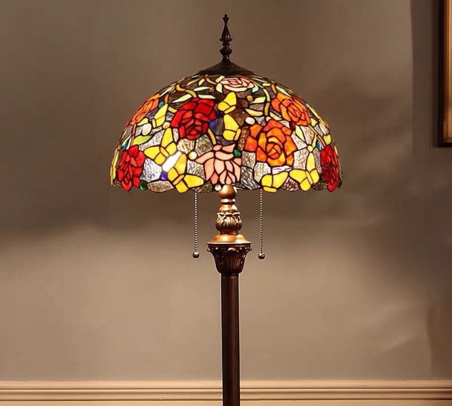 CDH Tiffany Floor Lamp (16074) 16" 40CM Shade
