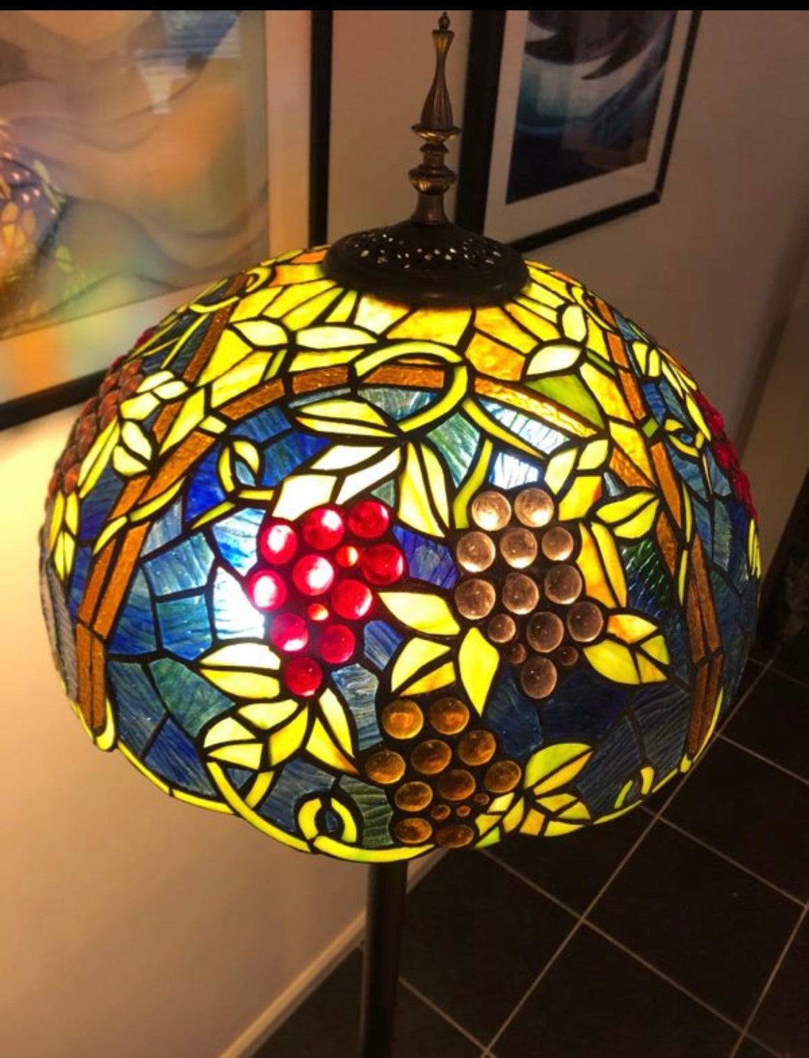 CDH Tiffany Floor Lamp (16937) 16" 40CM Shade